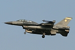 F-16B 6810 (Photo by Jason Tu)