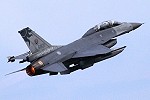 F-16B 6821 (Photo by Jason Tu)